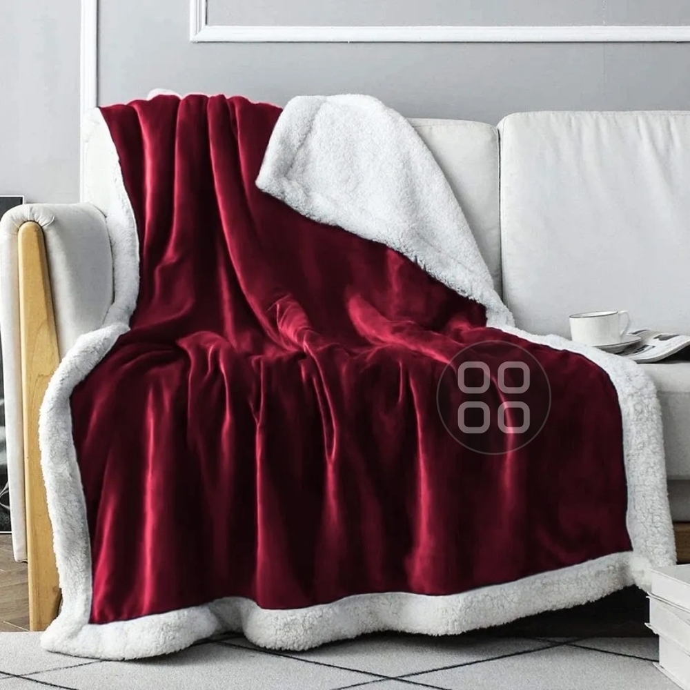 ❤️Plush Red and White Throw Blanket
